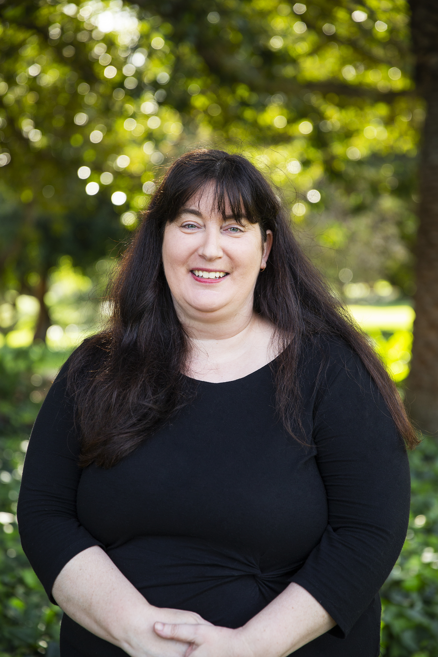 Simone Collins headshot